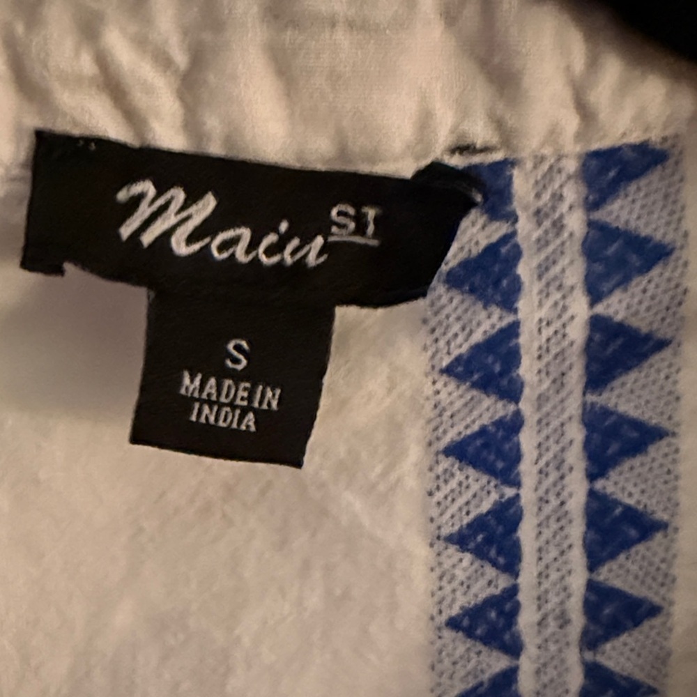 Blue and White Patterned Women's dress - Picture 2 of 6